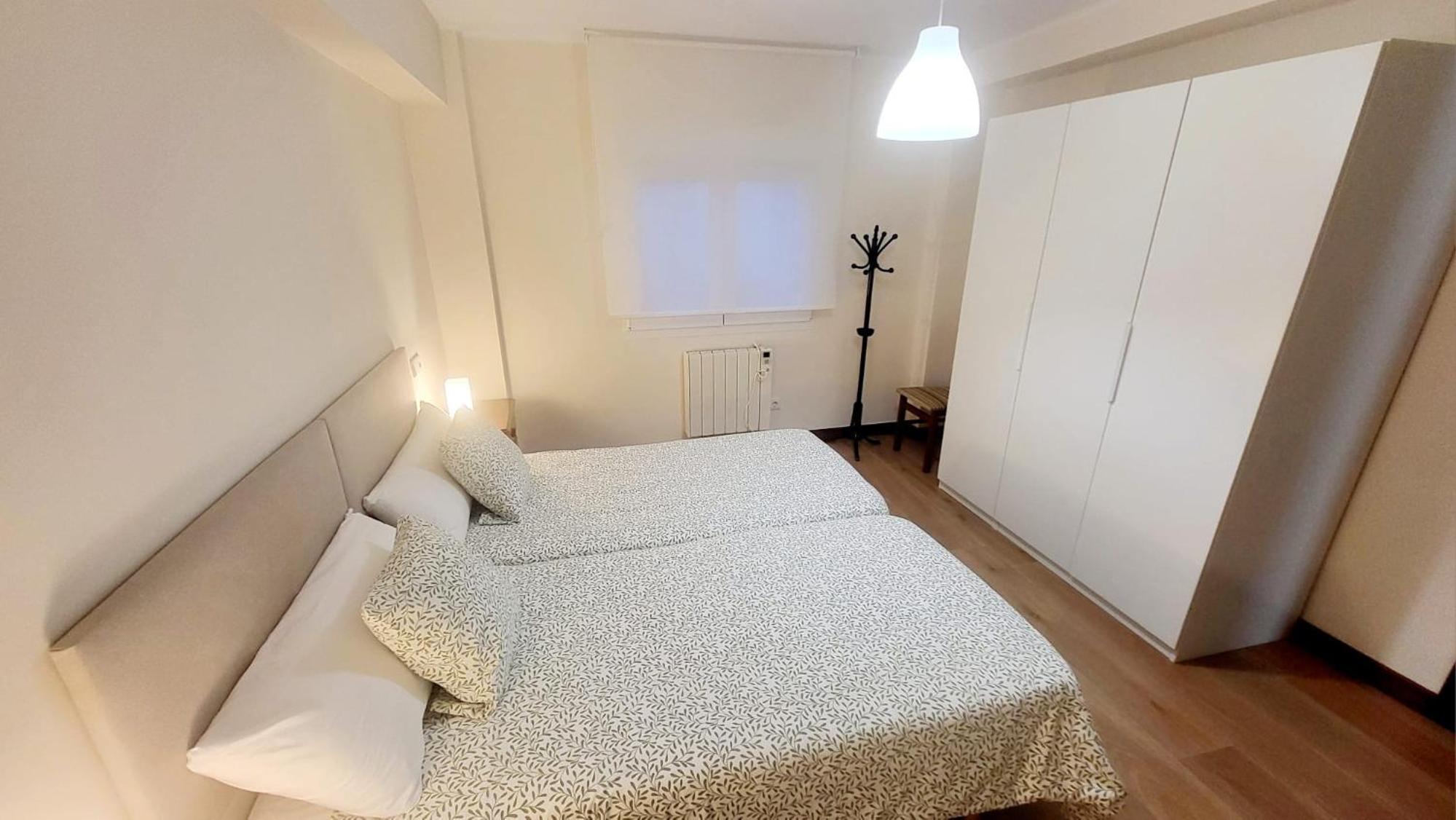 Parque Playa Apartment Gijon Bagian luar foto
